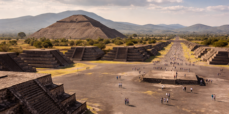 Teotihuacán-temple-Mexico