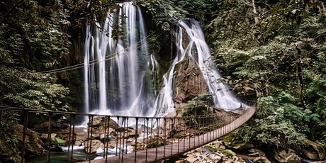 tropical-waterfall-oaxaca-bridge